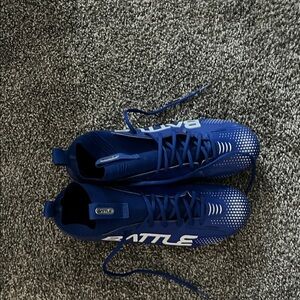 Battle Blue Athletic Shoes ( i take cashapp, apple pay, paypal, and venmo)